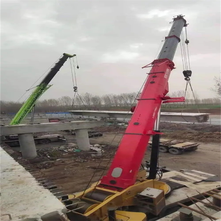 神湾镇钢构件起吊,吊点采用几点绑扎